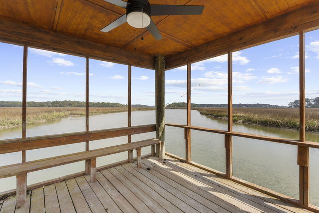 8340 Crooked Creek Lane, Edisto Island, SC 29438