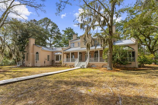 8340 Crooked Creek Lane, Edisto Island, SC 29438