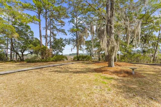8340 Crooked Creek Lane, Edisto Island, SC 29438
