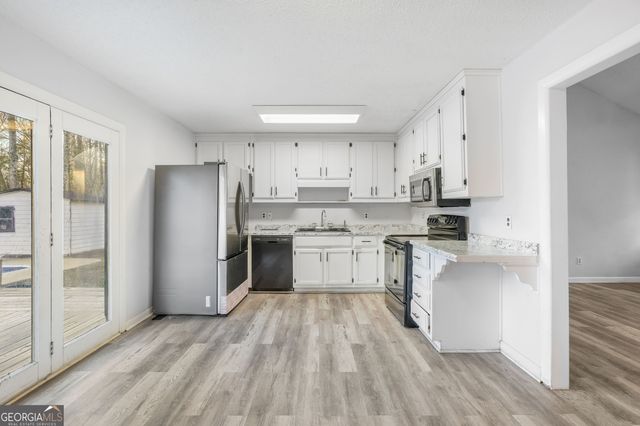 11565 Brown Bridge Road, Covington, GA 30016