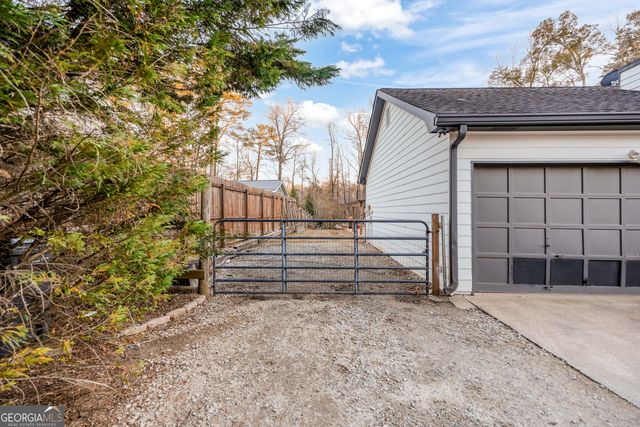 11565 Brown Bridge Road, Covington, GA 30016