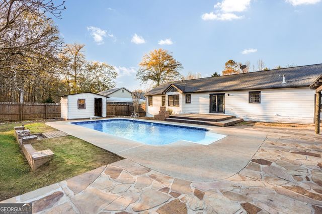 11565 Brown Bridge Road, Covington, GA 30016