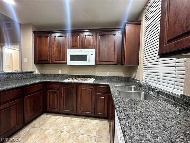 19 East Agate Avenue 305, Las Vegas, NV 89123