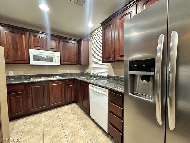 19 East Agate Avenue 305, Las Vegas, NV 89123