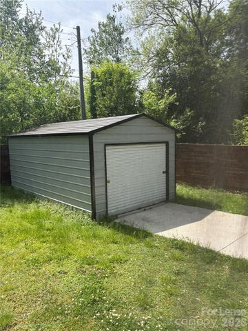 301 Goff Street, Charlotte, NC 28208