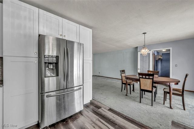 115 Briarleigh Drive, Brunswick, OH 44212