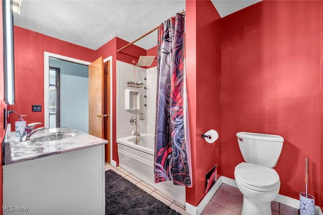 115 Briarleigh Drive, Brunswick, OH 44212