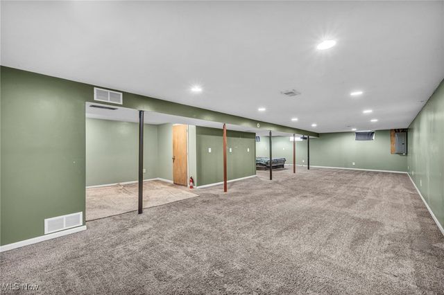 115 Briarleigh Drive, Brunswick, OH 44212