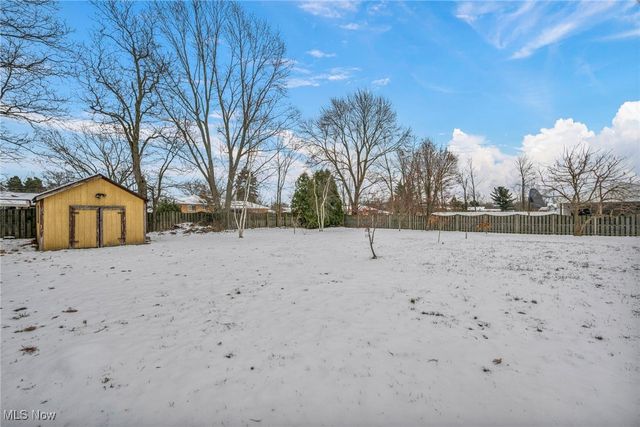 115 Briarleigh Drive, Brunswick, OH 44212