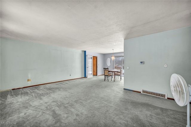 115 Briarleigh Drive, Brunswick, OH 44212