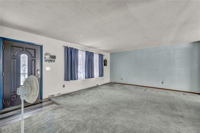 115 Briarleigh Drive, Brunswick, OH 44212