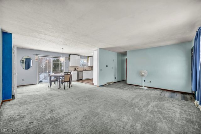 115 Briarleigh Drive, Brunswick, OH 44212