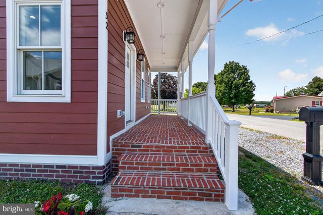 32 BROAD ST, Greenwood, DE 19950