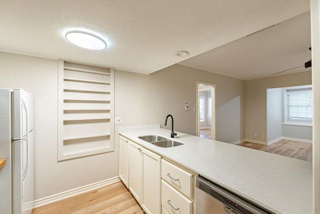 1514 Forest TRL 106, Austin, TX 78703