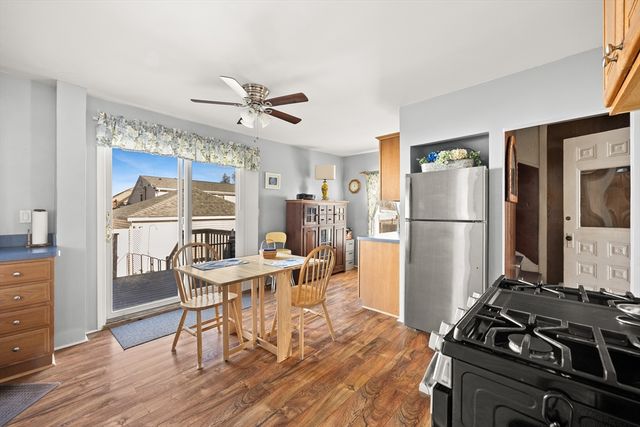 18 Belmont Pl, Brockton, MA 02301