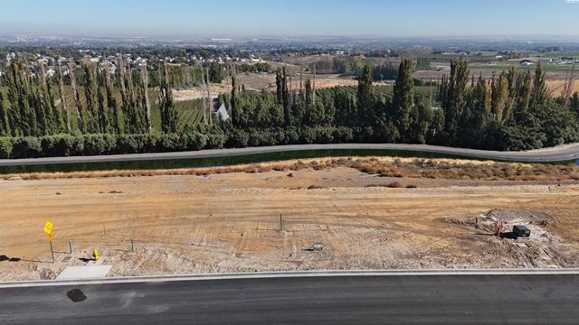 Lot 20 W 56th Ave, Kennewick, WA 99337
