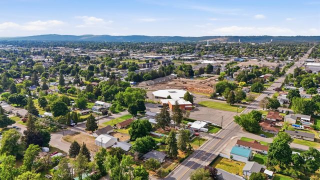 13019 E 8th Ave, Spokane Valley, WA 99216