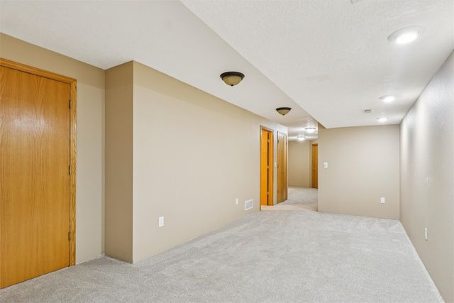 317 N Cherokee Drive, Polk City, IA 50226