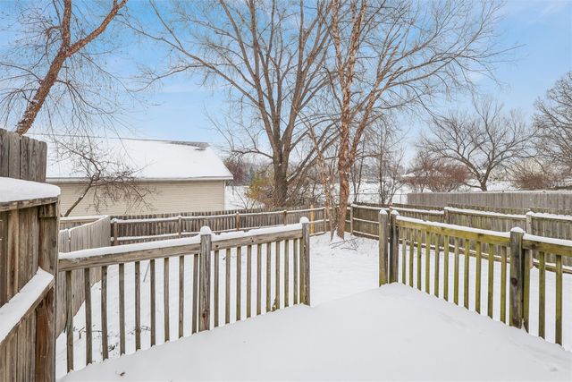 317 N Cherokee Drive, Polk City, IA 50226