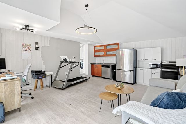 7015 Coronado Avenue, Dallas, TX 75214