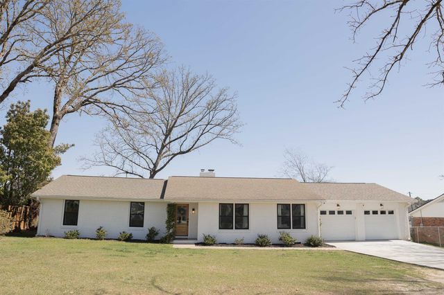 205 Wadsworth Road, Spartanburg, SC 29301