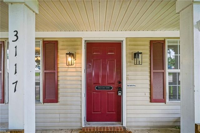 3117 White Tail CT, Chesapeake, VA 23323
