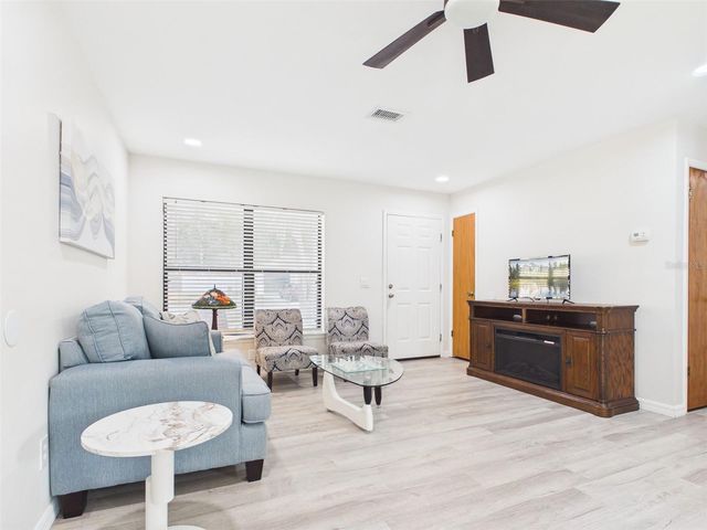 7686 SW 81ST STREET, Ocala, FL 34476