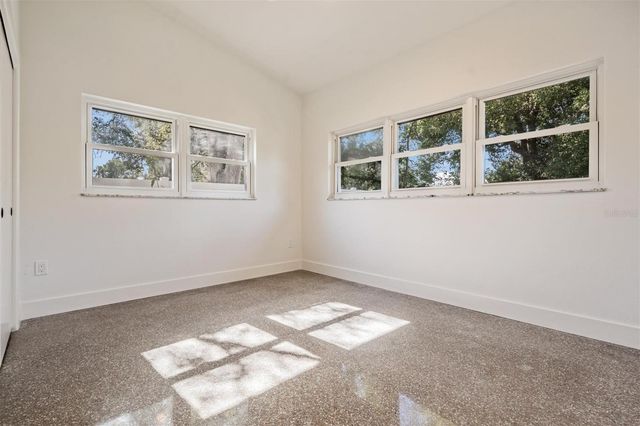 11012 N OREGON AVENUE, Tampa, FL 33612