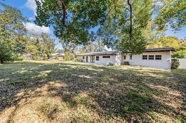 11012 N OREGON AVENUE, Tampa, FL 33612