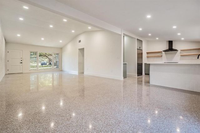 11012 N OREGON AVENUE, Tampa, FL 33612