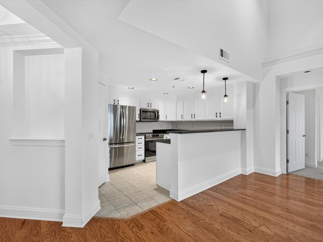 3201 Aspen Grove Dr Apt H10, Franklin, TN 37067