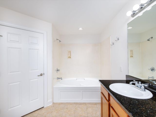 3201 Aspen Grove Dr Apt H10, Franklin, TN 37067