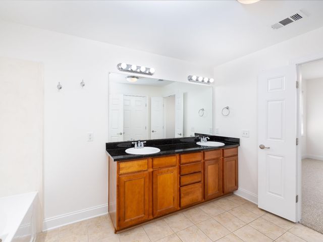 3201 Aspen Grove Dr Apt H10, Franklin, TN 37067