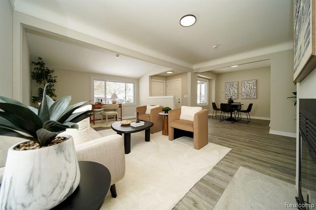 19348 Woodcrest Street, Harper Woods, MI 48225