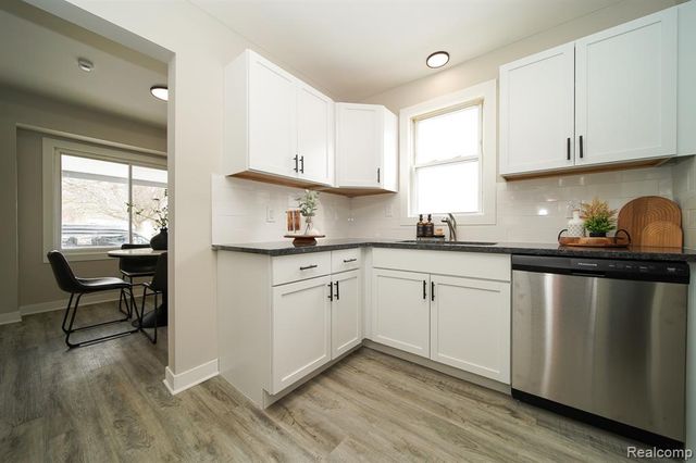 19348 Woodcrest Street, Harper Woods, MI 48225