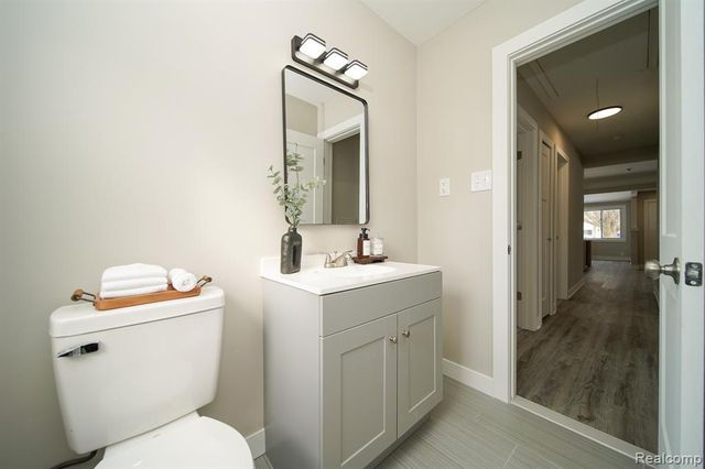 19348 Woodcrest Street, Harper Woods, MI 48225