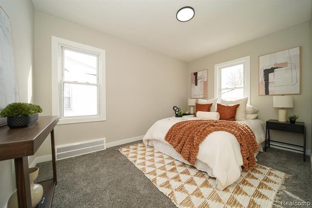 19348 Woodcrest Street, Harper Woods, MI 48225