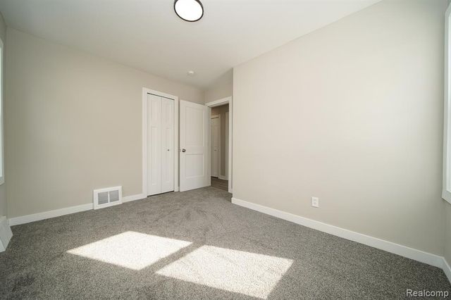 19348 Woodcrest Street, Harper Woods, MI 48225