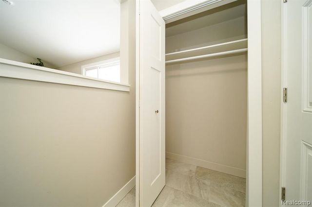 19348 Woodcrest Street, Harper Woods, MI 48225