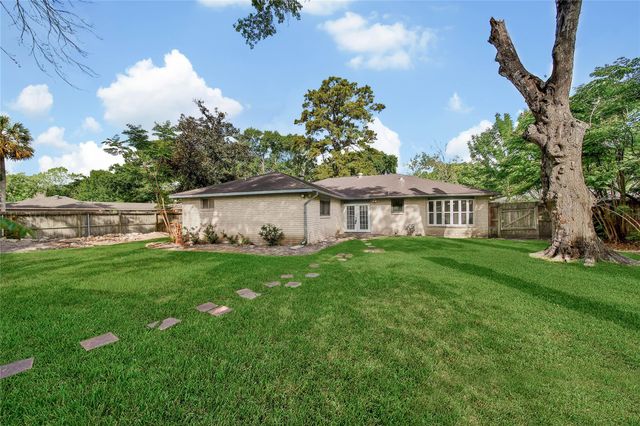 2006 Mermaid Lane, Houston, TX 77062