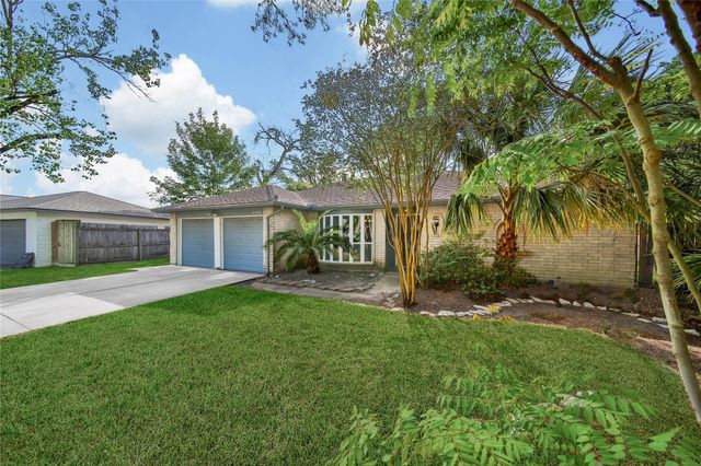 2006 Mermaid Lane, Houston, TX 77062