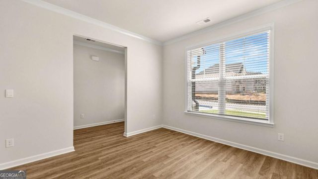 250 Sandy Oak Drive, Loganville, GA 30052