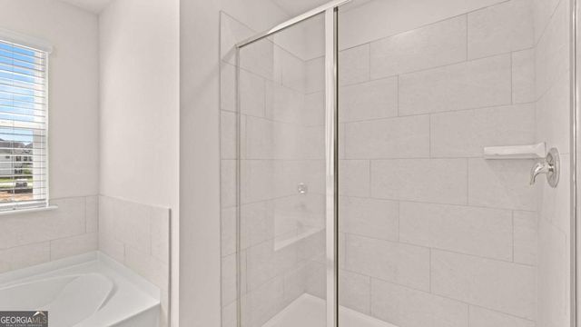 250 Sandy Oak Drive, Loganville, GA 30052