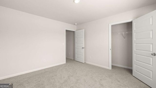 250 Sandy Oak Drive, Loganville, GA 30052