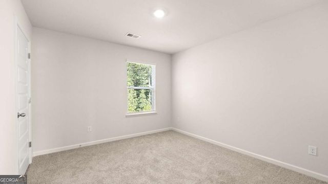 250 Sandy Oak Drive, Loganville, GA 30052