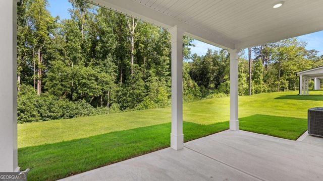 250 Sandy Oak Drive, Loganville, GA 30052