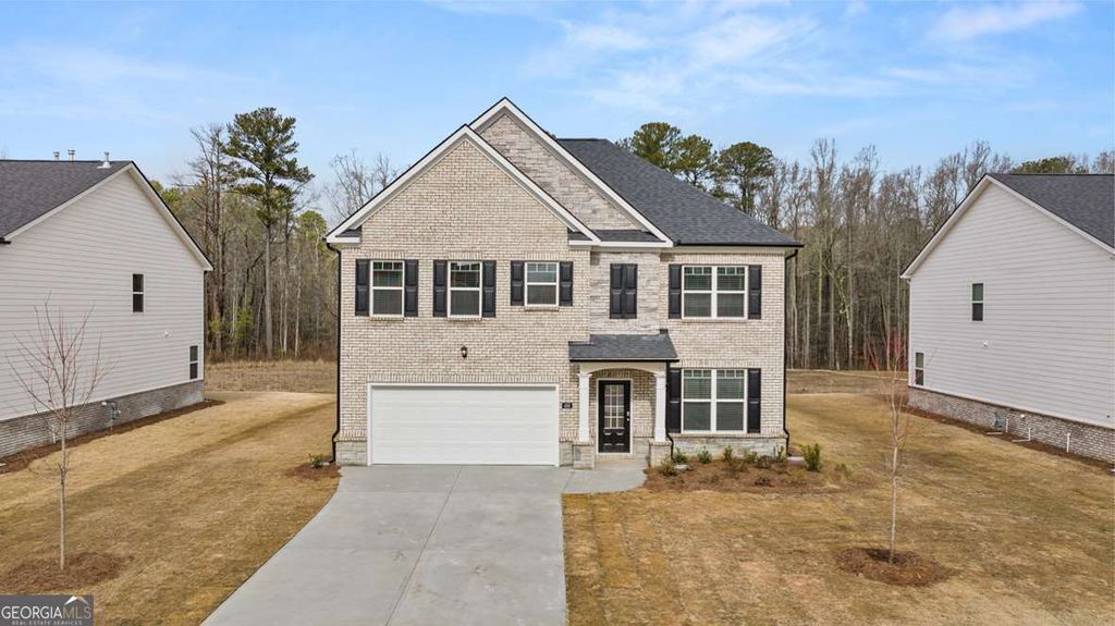 250 Sandy Oak Drive, Loganville, GA 30052
