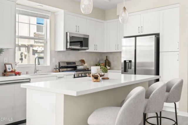 749 Winchester Drive, Oxnard, CA 93030