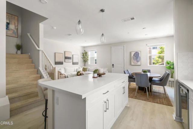 749 Winchester Drive, Oxnard, CA 93030