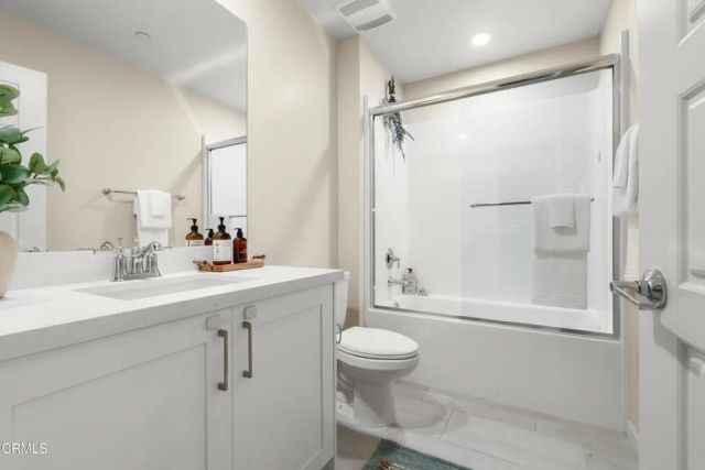 749 Winchester Drive, Oxnard, CA 93030
